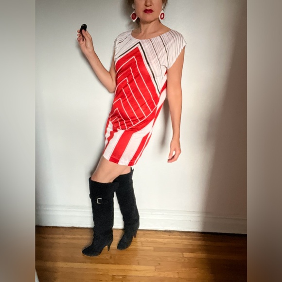 Vintage Geometric thin sheer blouse/dress depending on who’s wearing it. size 12 - Picture 4 of 8